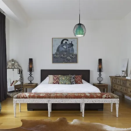 Nisque Properties * Istanbul