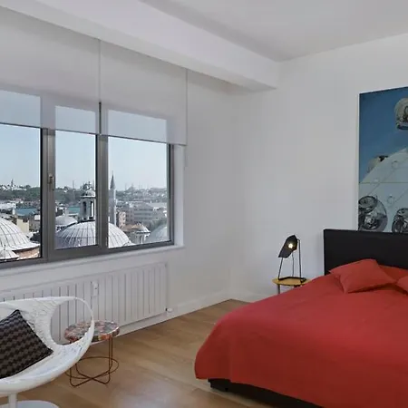 Nisque Properties * Κωνσταντινούπολη